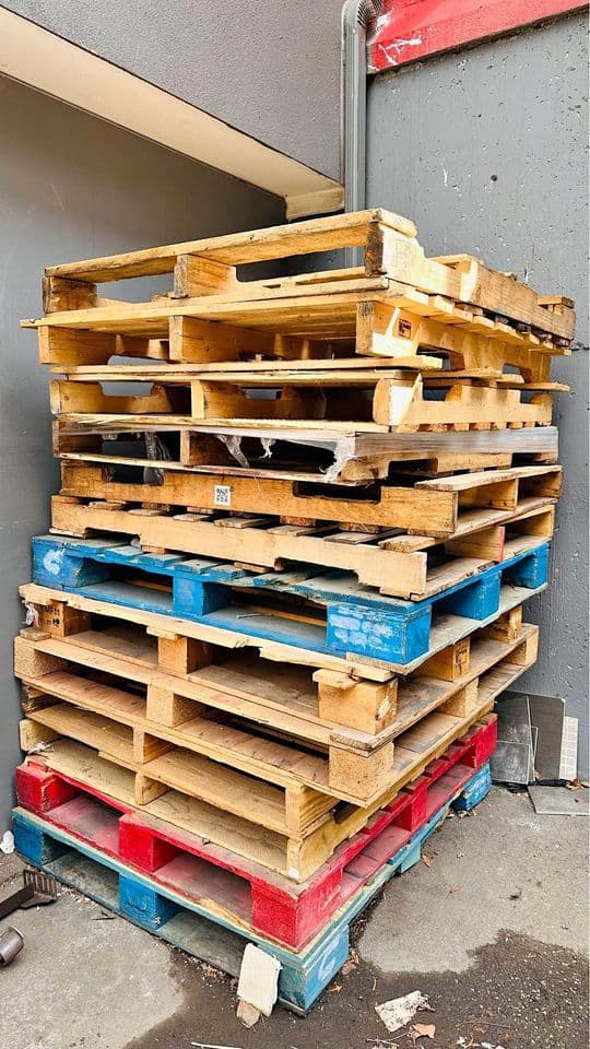800 x 1200 Used 4-Way Block Euro Pallets - Clarksville TN 37042