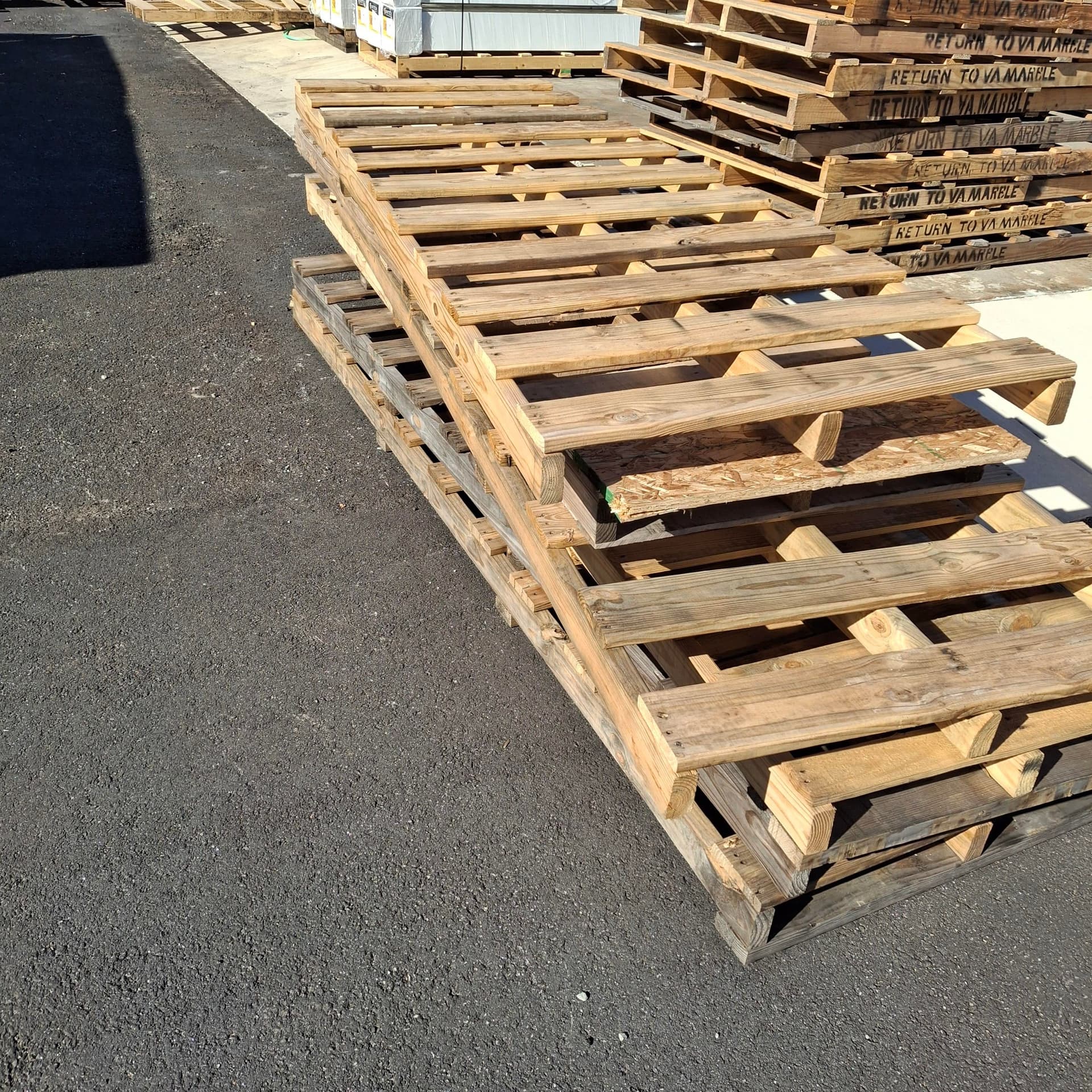 Used Large 96 x 40 Glass Pallets - Atlanta GA 30349