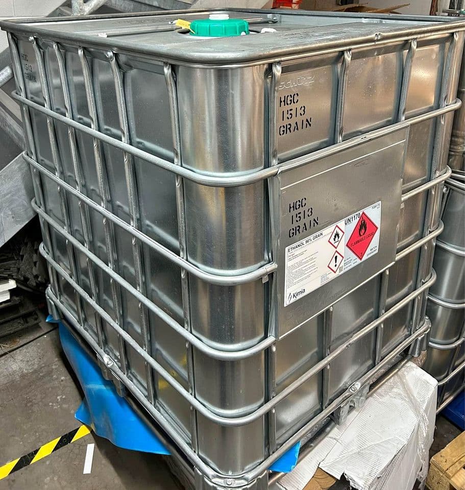 Used 275 Gallon Metal Casing IBC Totes - Marysville OH 43040