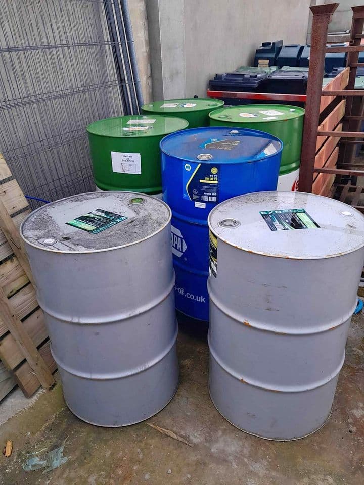 55 Gallon Used Metal Drums - Bismarck ND 58504