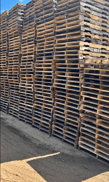 Repaired Grade A 48 x 40 Wood Pallets - Helena , MT 59601