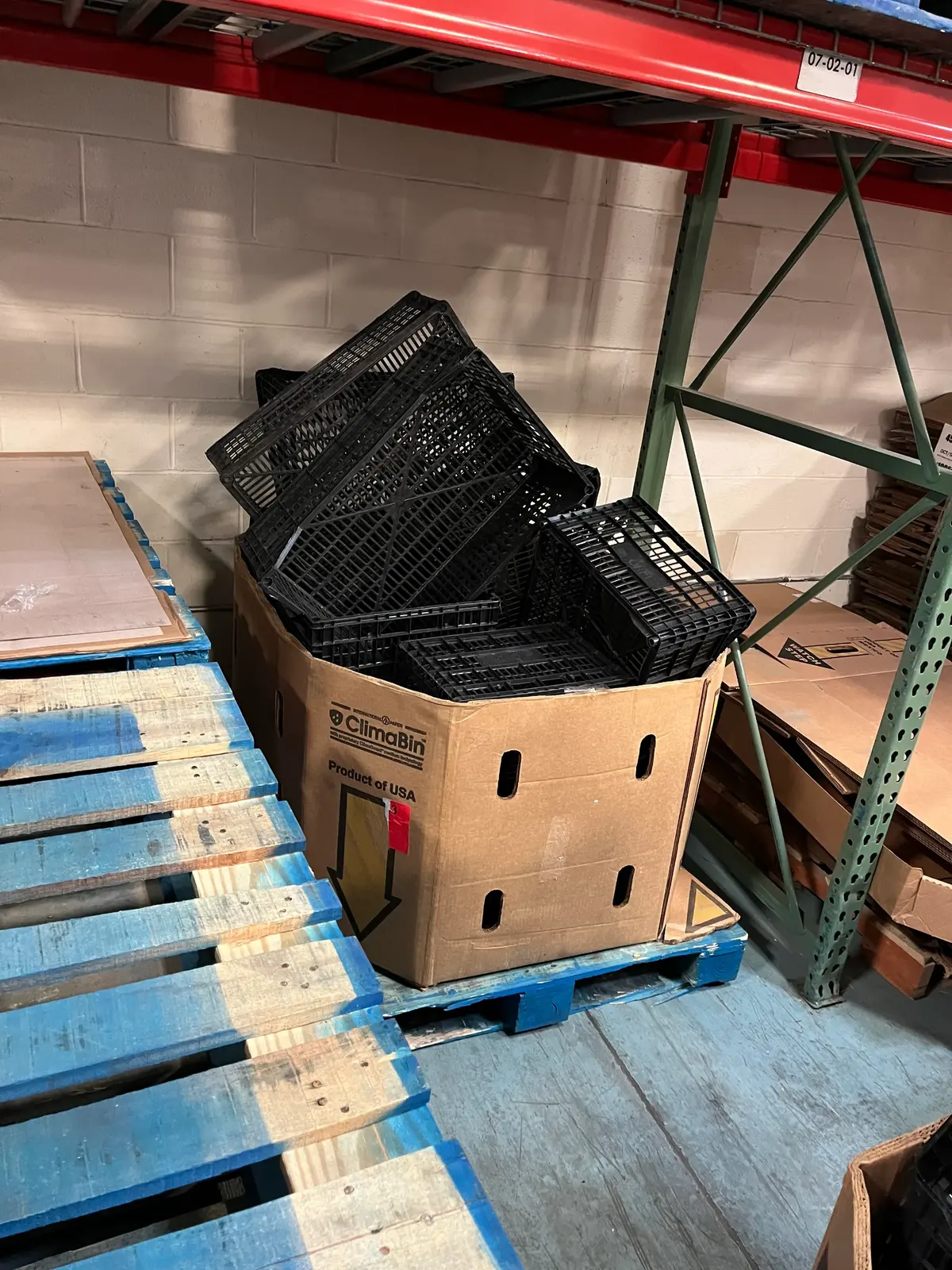 Used 23x15x9.5 Rigid Black Plastic Crates - Louisville, CO 80027