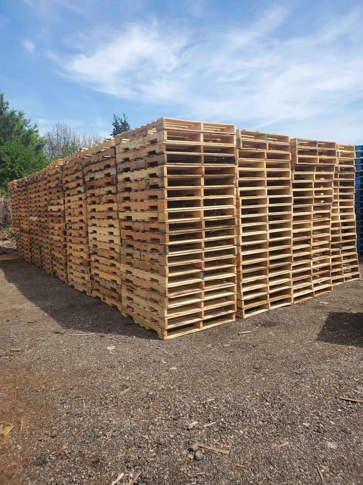 48x40 Used Grade A Wooden Stringer Pallets - Oakland CA 94601