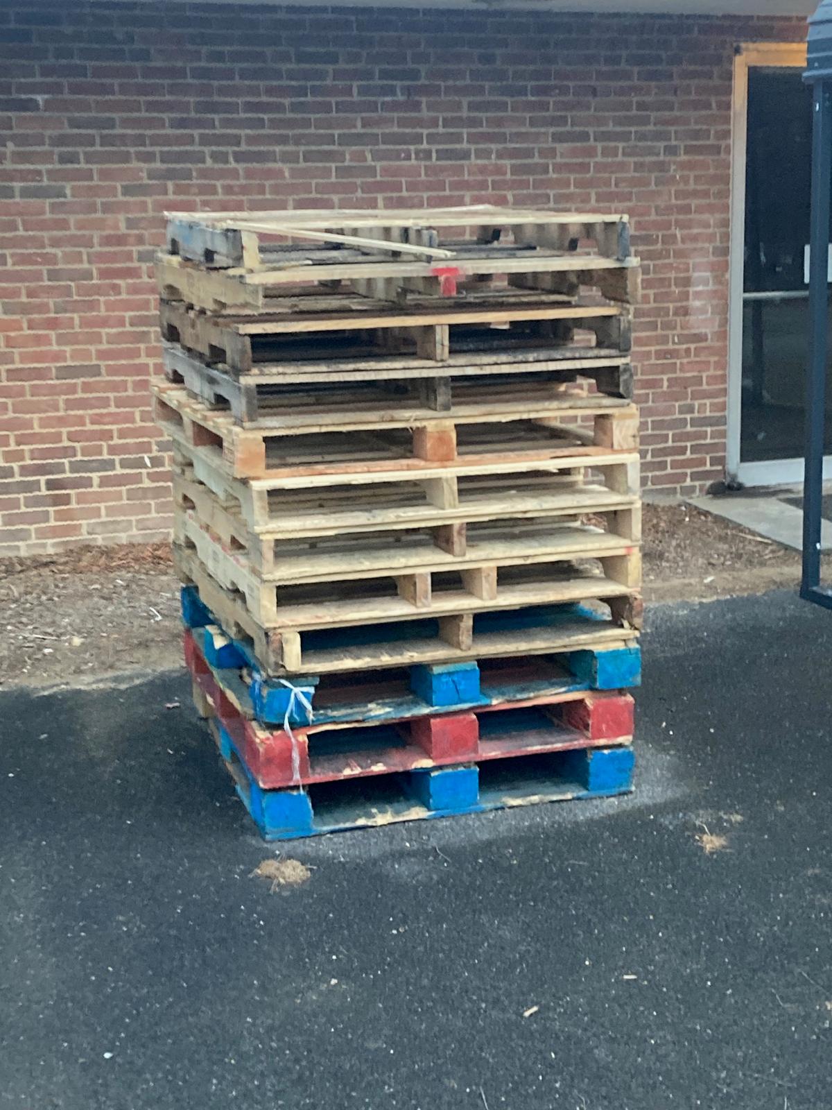 Grade B 48x48x6 Pallets - College Park, MD 20740
