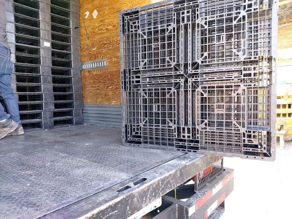 48 x 40 Used HDPE Plastic Pallets - Stockton CA 95206