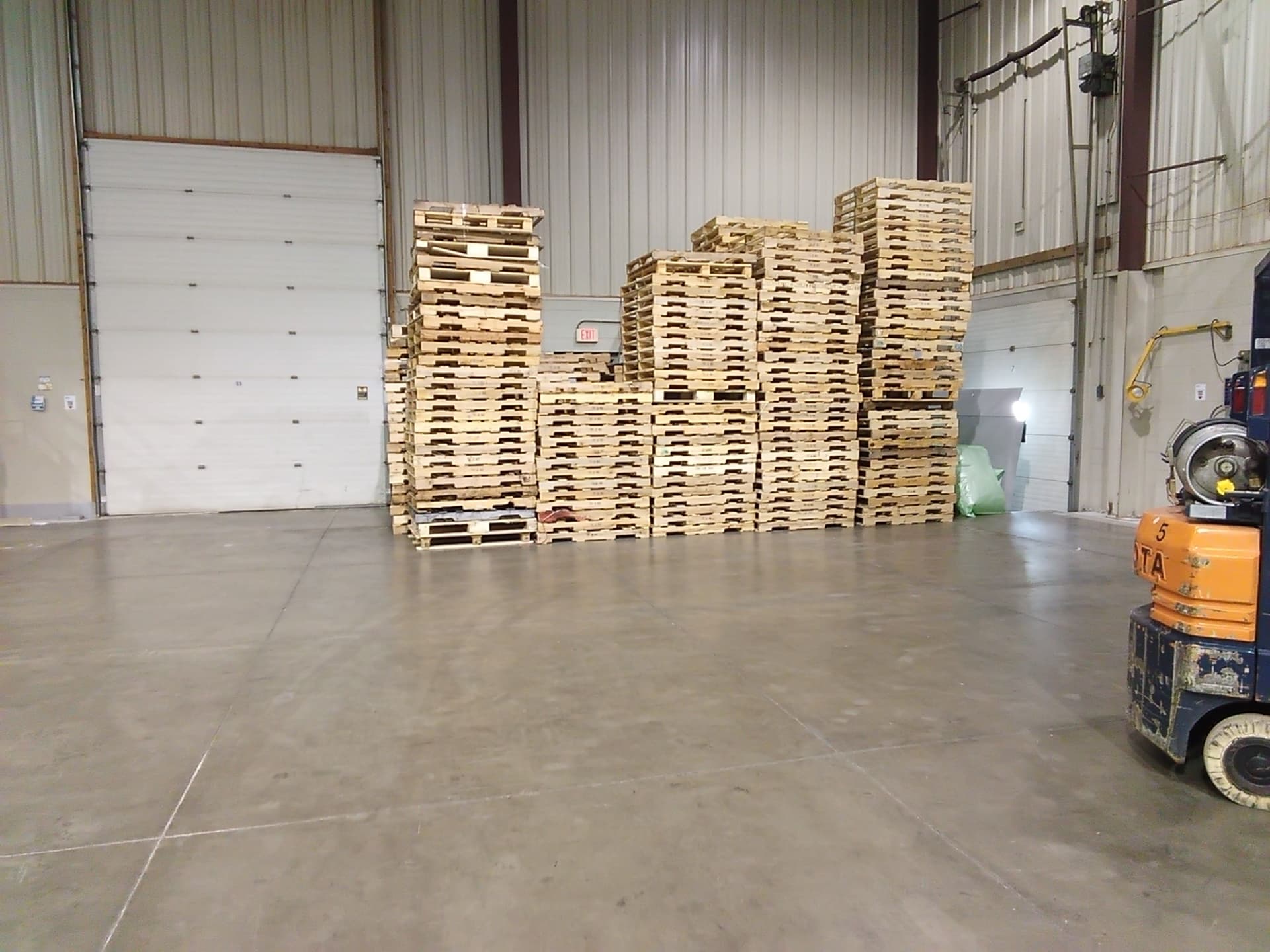 48x40 One Time Used Pallets- Chicago, Illinois- 60607