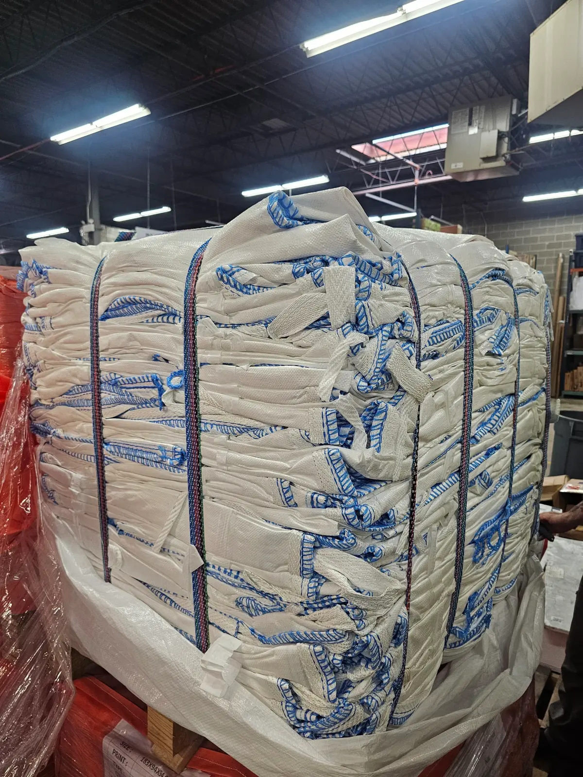 New 2500-lb 4 Loop (Standard) Spout Bottom (Discharge) 5:1 (Single Use) Bulk Bags - Bensenville, IL 60106