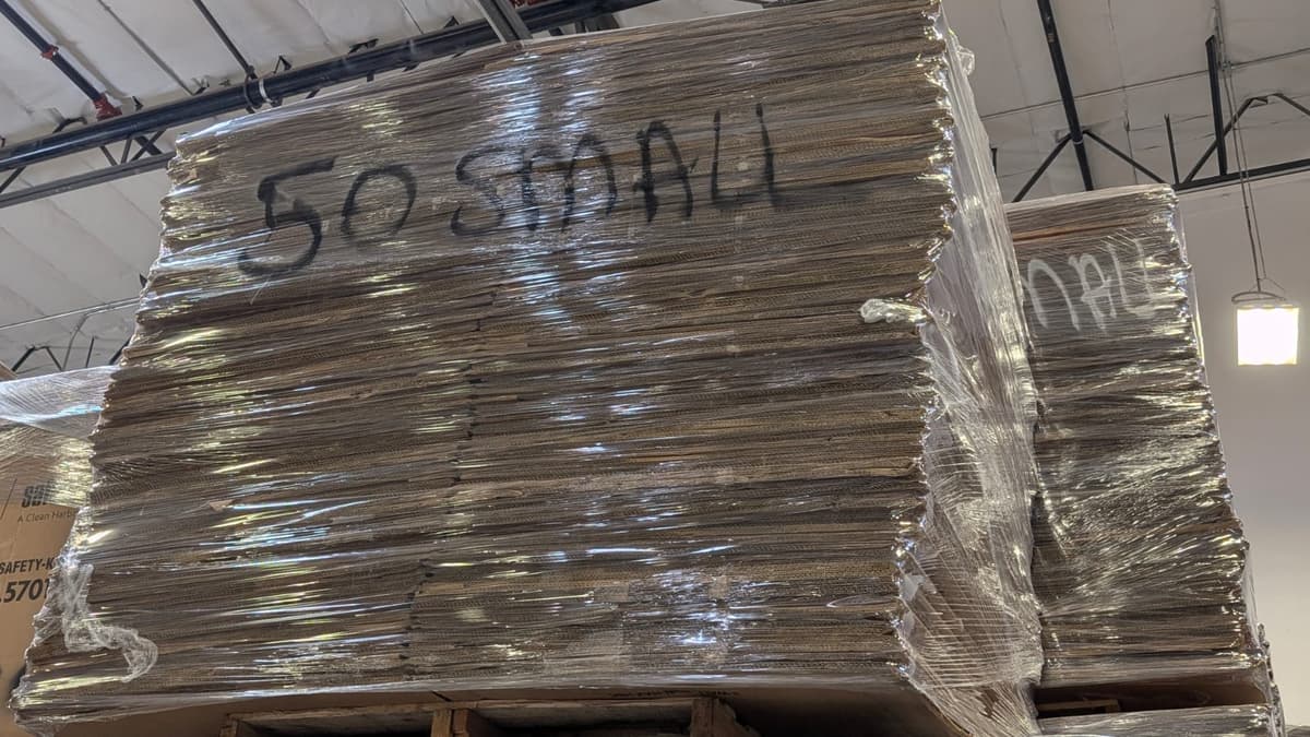 Trailerloads of 3 Wall Gaylords 36 x 36 x 36 - Henderson NV 89014