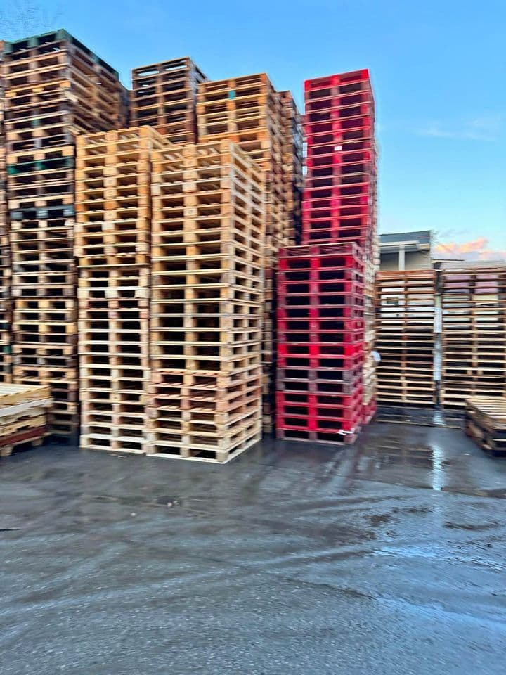 800 x 1200 Used 4-Way Block Euro Pallets - Freeport ME 04032