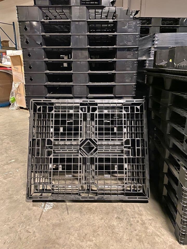43 x 43 HDPE Plastic Pallets - Myrtle Beach SC 29579