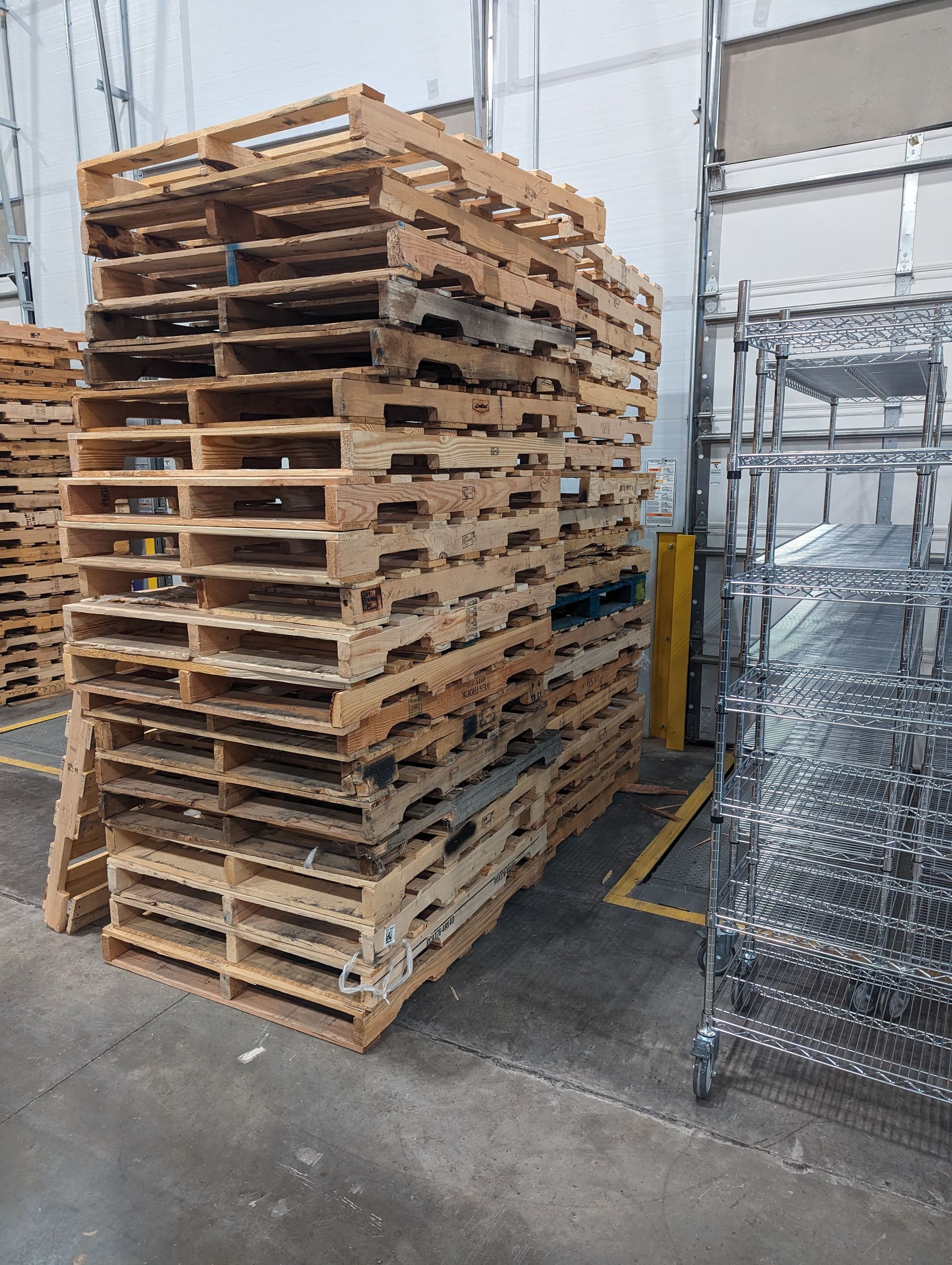 48 x 40 GMA HT Wood Pallets - Houston TX 77083