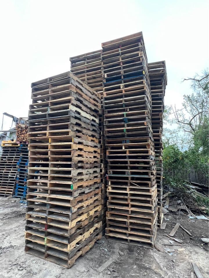 40 x 48 Repaired Grade B 4-way Stringer Pallets - Greenwood, IN 46143