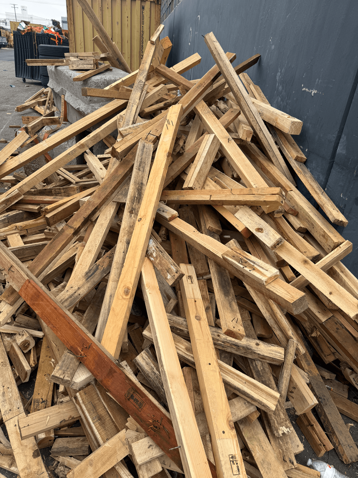 B-B Lumber - Compton, CA 90221