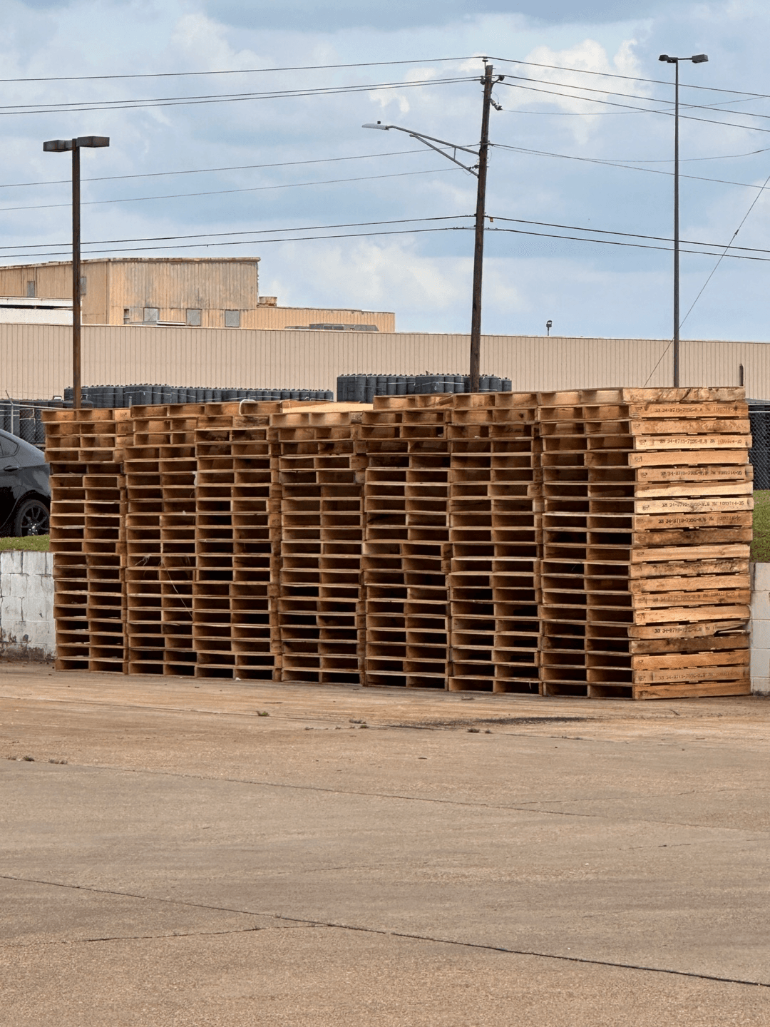 42x42 Used 2 Way Pallets - Montgomery, AL 36109 - Image 2