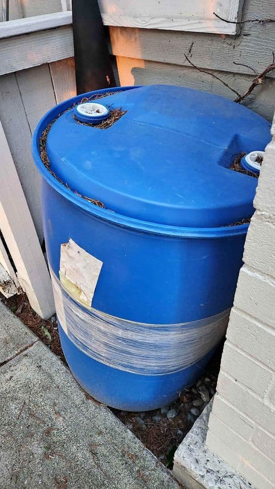 60 Gallon Close Top Plastic Drums - Falls Church VA 22042