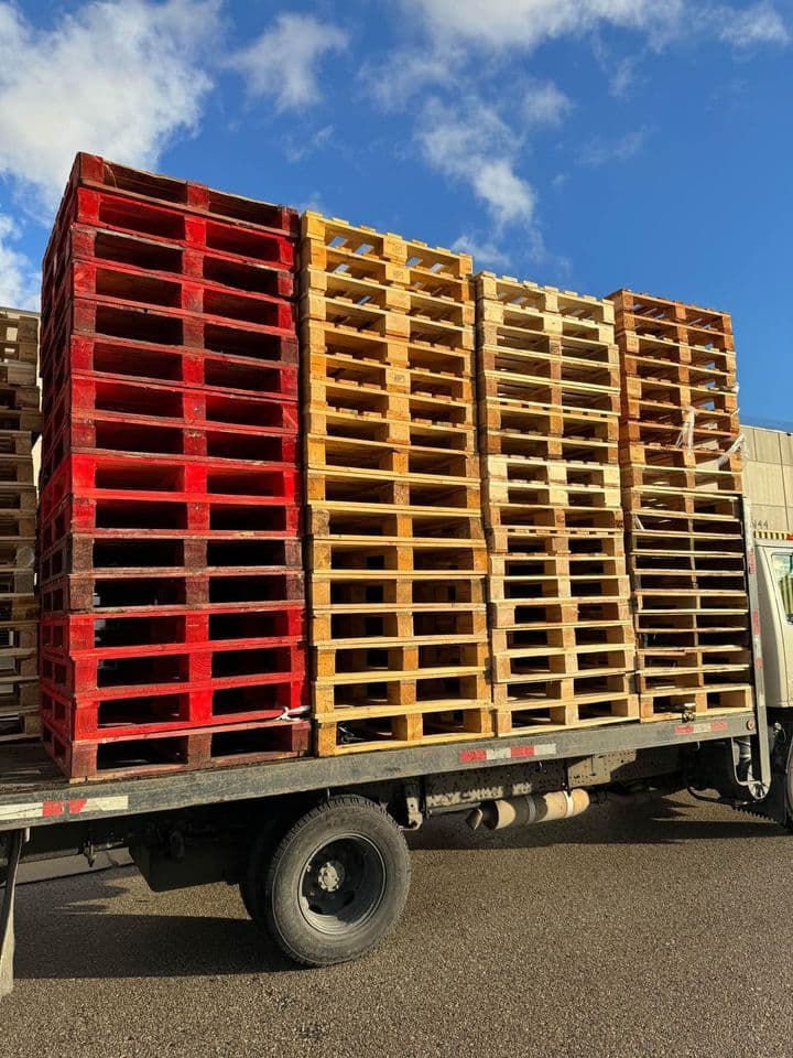 48 x 40 Used 4-Way Block Pallets - Waterloo IA 50702