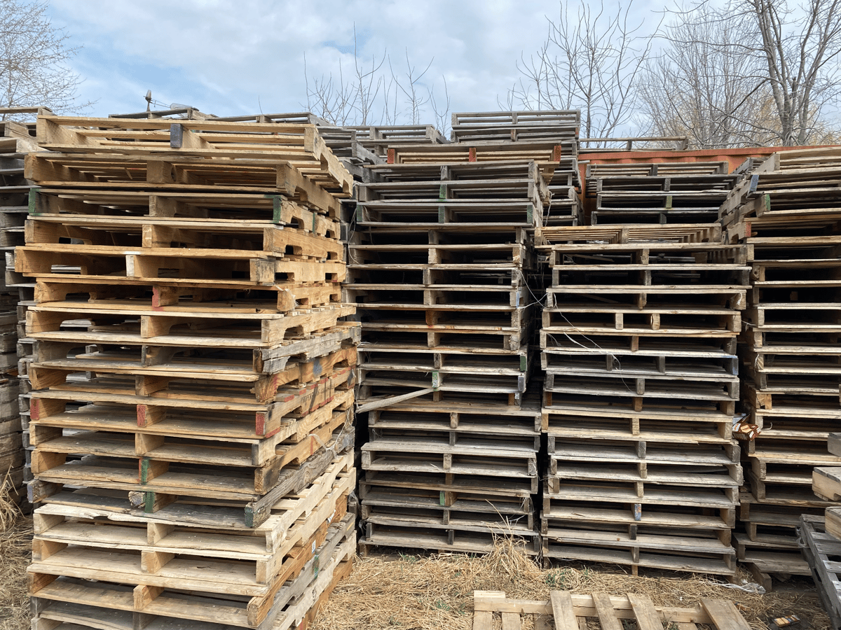 Combo 48x40x6 Pallets - Bouton, IA 50039