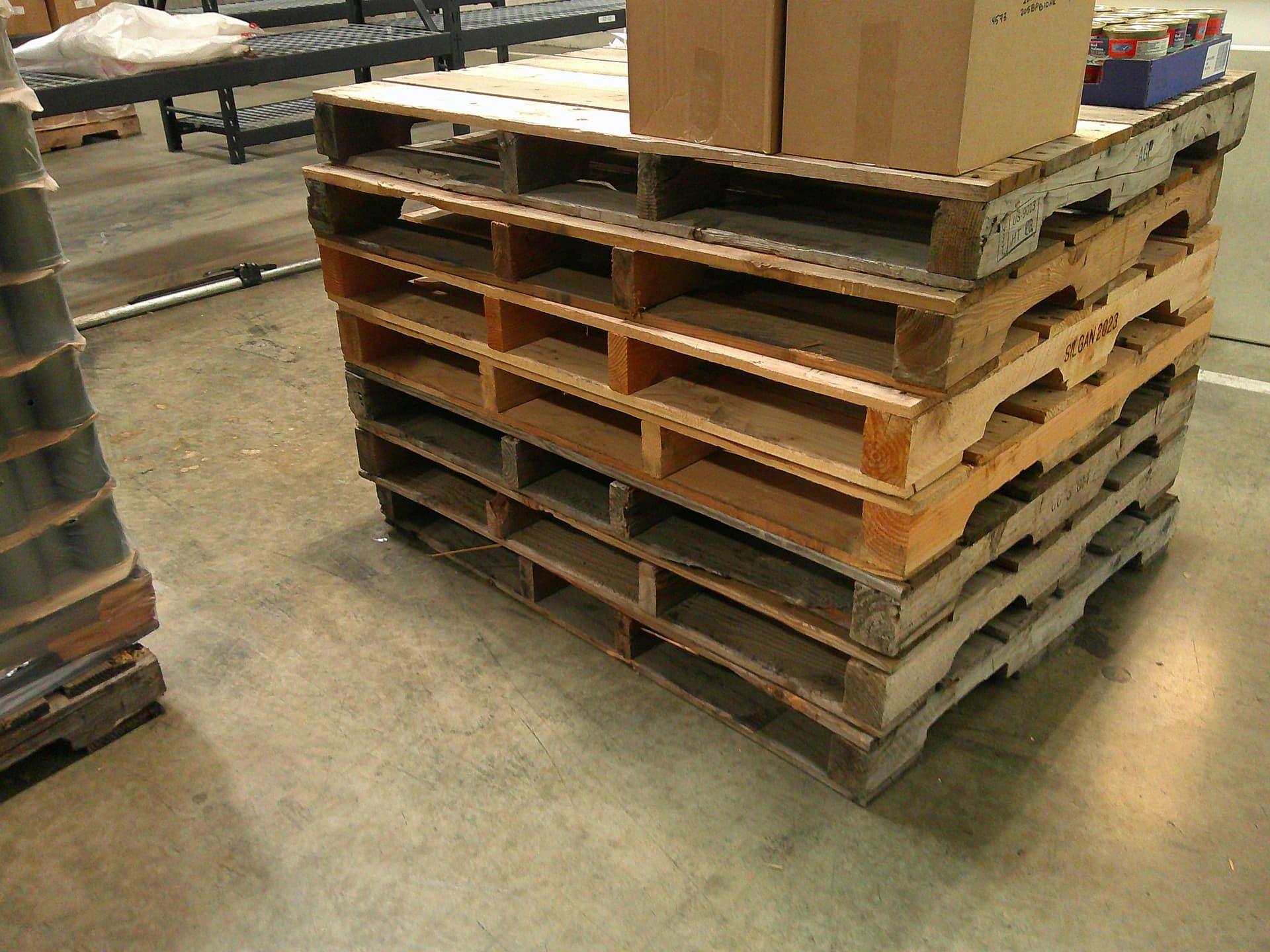 Used 4-Way Stringer Pallets - Kent WA 98031