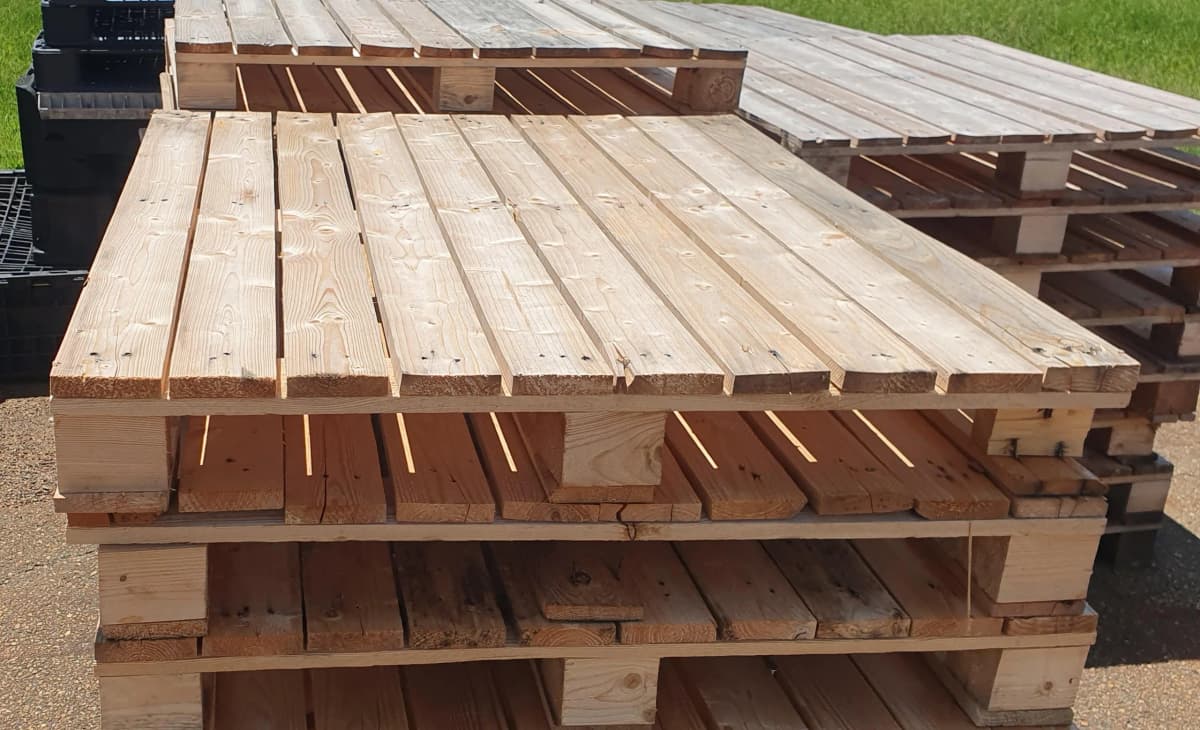 Grade A 48x40x6 Pallets