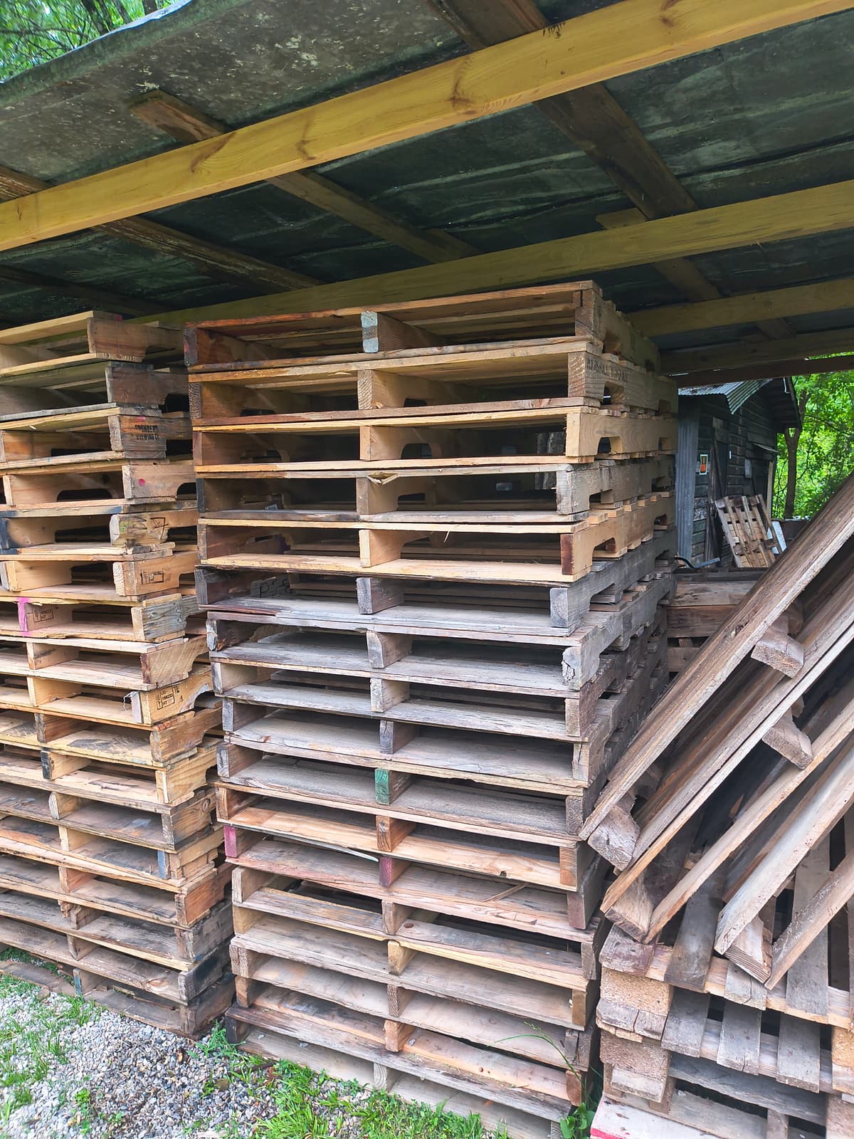 Grade B 48x40x6 Pallets - Pell city, AL 35125