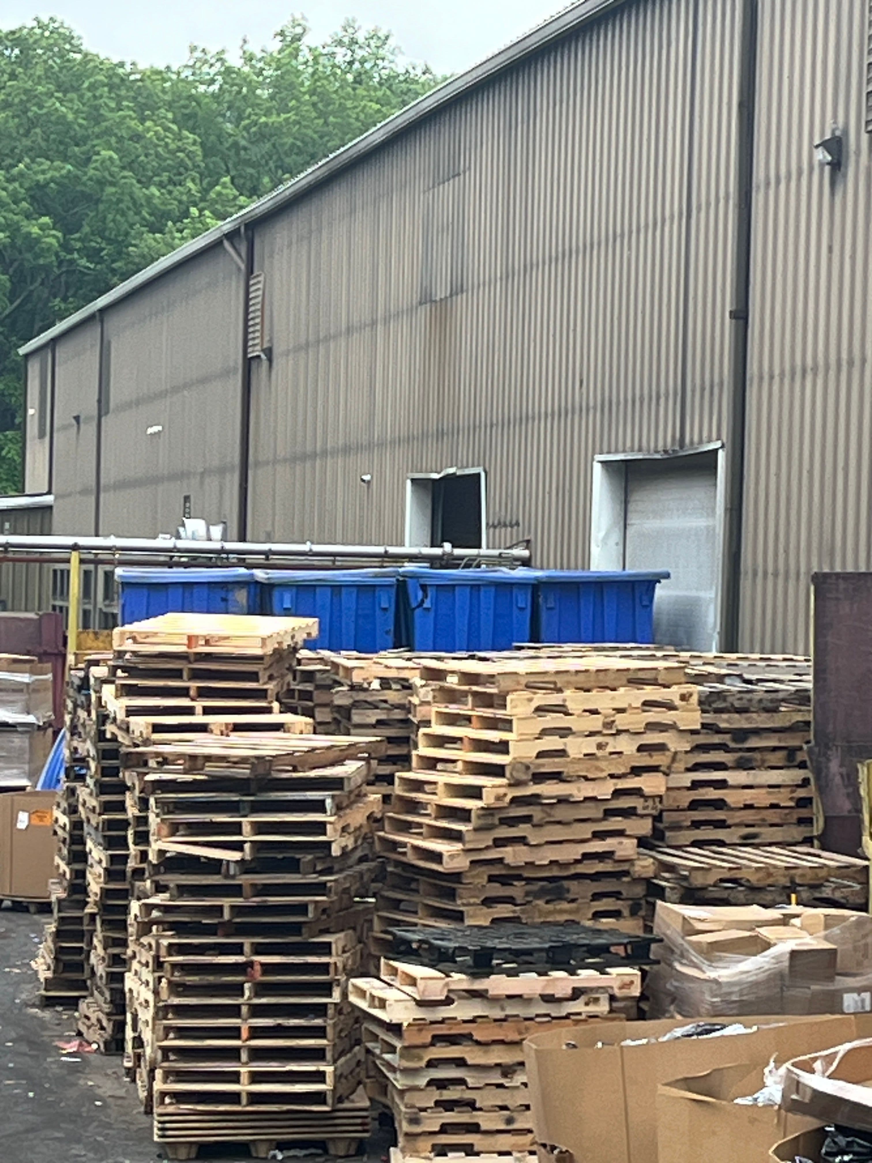 48x40 Used 4-way Wooden Pallets - New York City, New York 10009 - Image 2