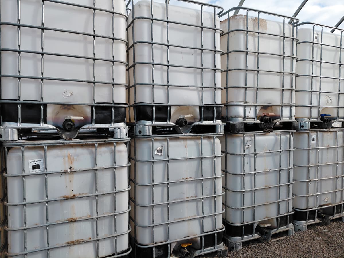 Dirty 48x40x46 IBC Totes - Osceolaosceola, WI 54020
