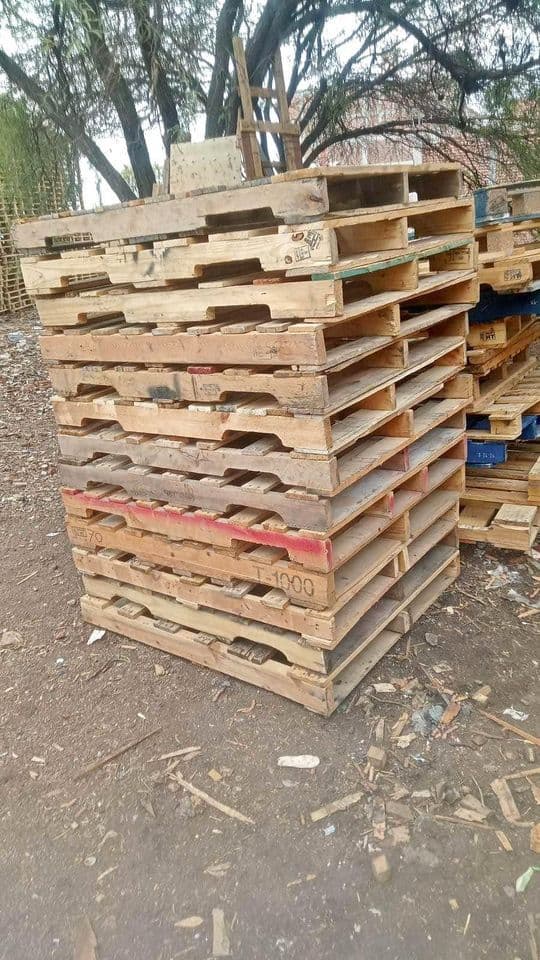48 x 40 Grade B 4-way Stringer Pallet - Orlando, FL 32828
