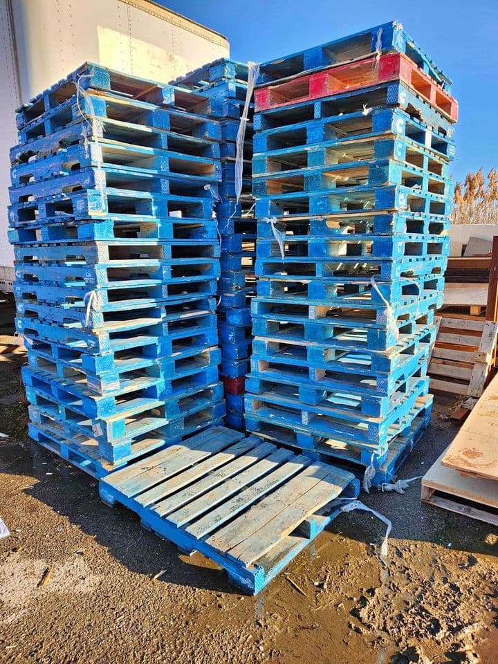 48 x 40 Used 4-Way Block Pallets - Palm Coast FL 32143