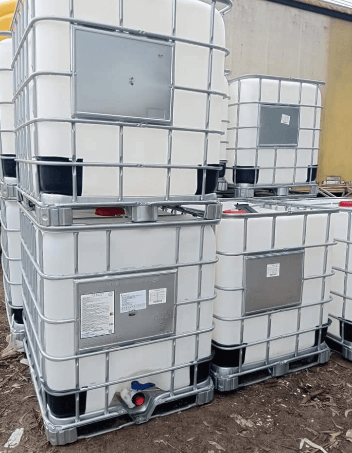 Used  330 gallon IBC totes in Henderson NV 89009