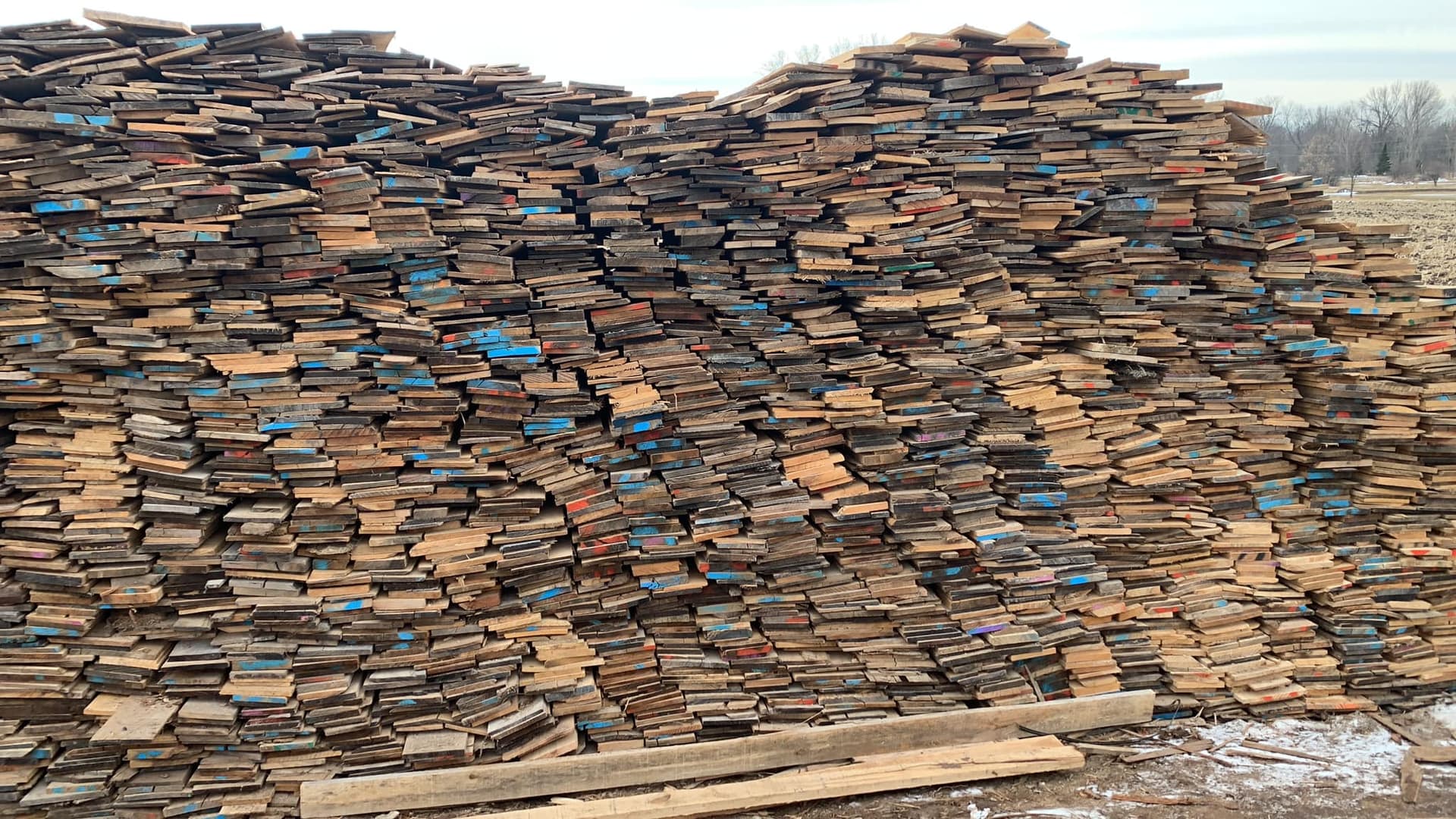 Reclaimed 8x12 Hardwood Boards - Des Moines IA 50310