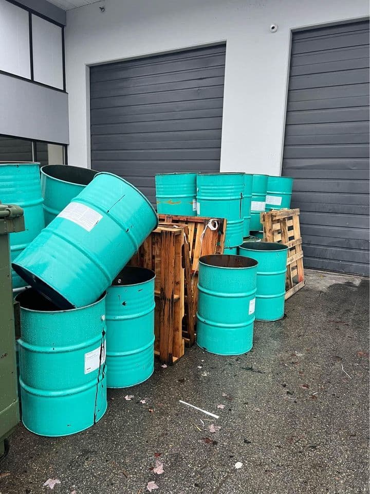 Used 55 Gallon Metal Drums - Lebanon IN 46052