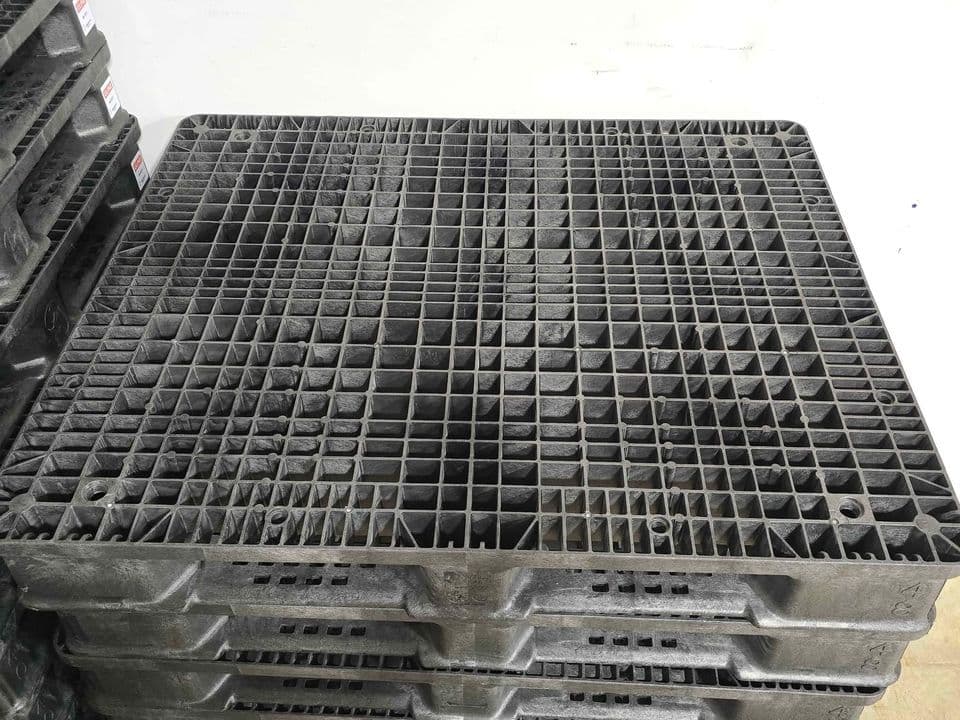 Clean 1-Time Used HDPE Plastic Pallets - Charlotte NC 28215
