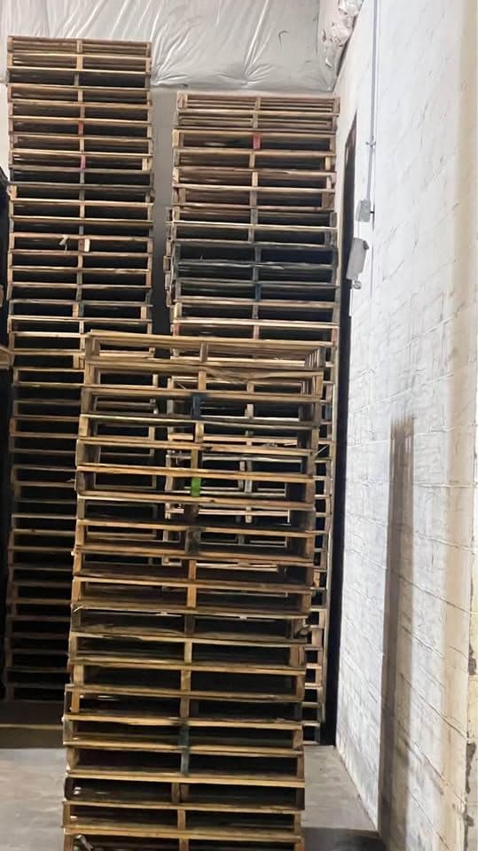 Reconditioned Grade B 48x40 4way stringer Pallets - Des Plaines IL 60016