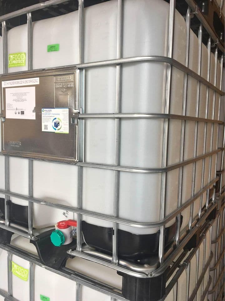330 Gallon Tripled Rinsed Food Grade IBC Totes - Kirkland WA 98034