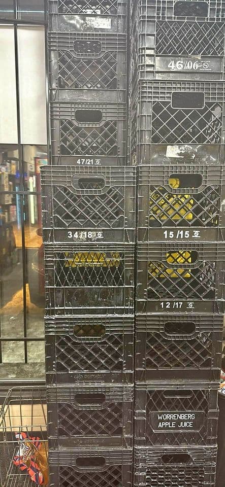 Stackable Plastic Crates - Indianapolis IN 46203