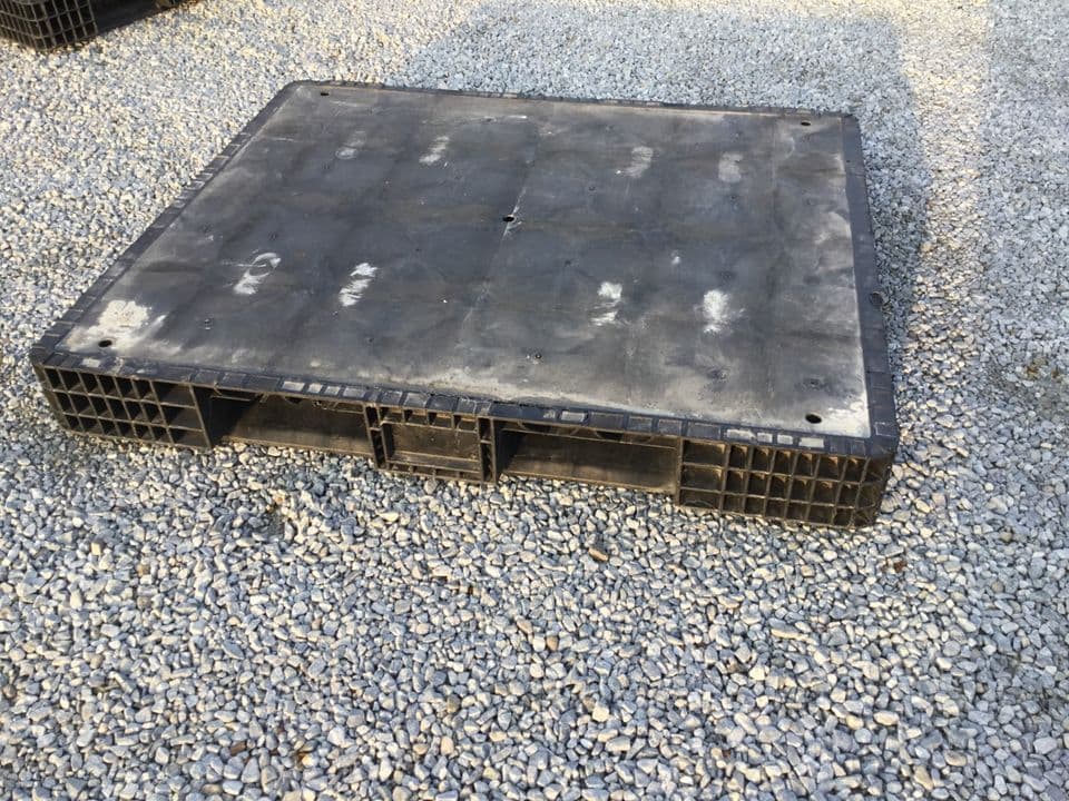 45" x 48" Poly-Resin Plastic Pallets - Clifton NJ 07011