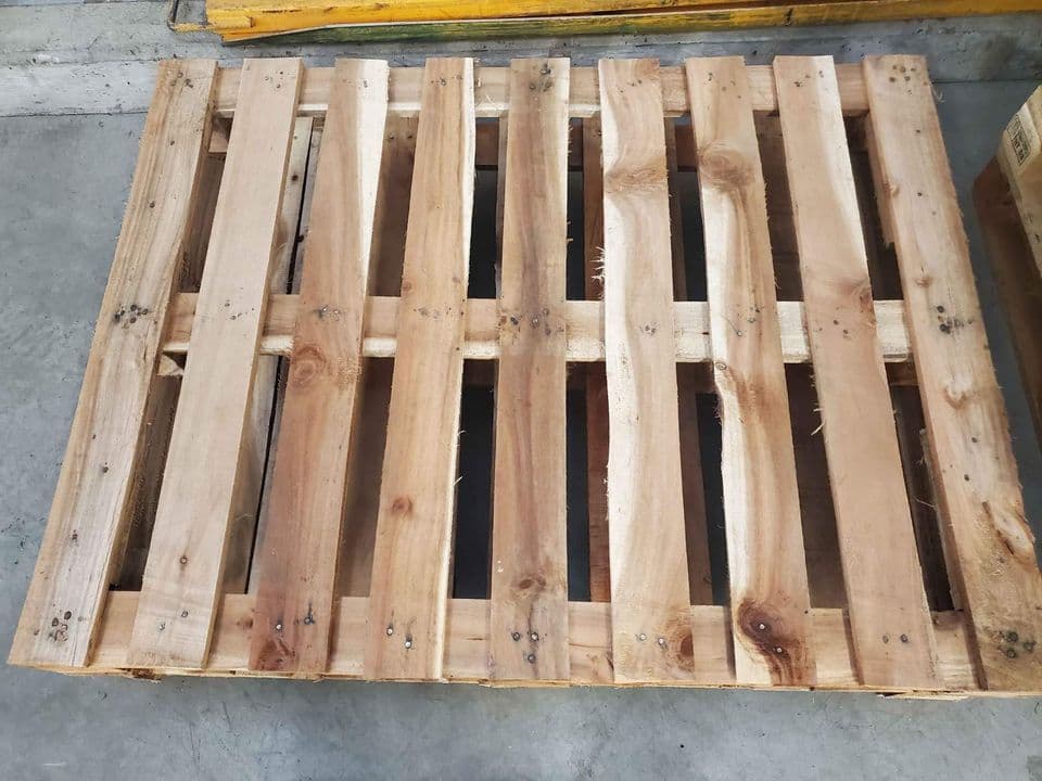 48 x 40 Used 2-Way Block Pallets - Los Angeles CA 90066