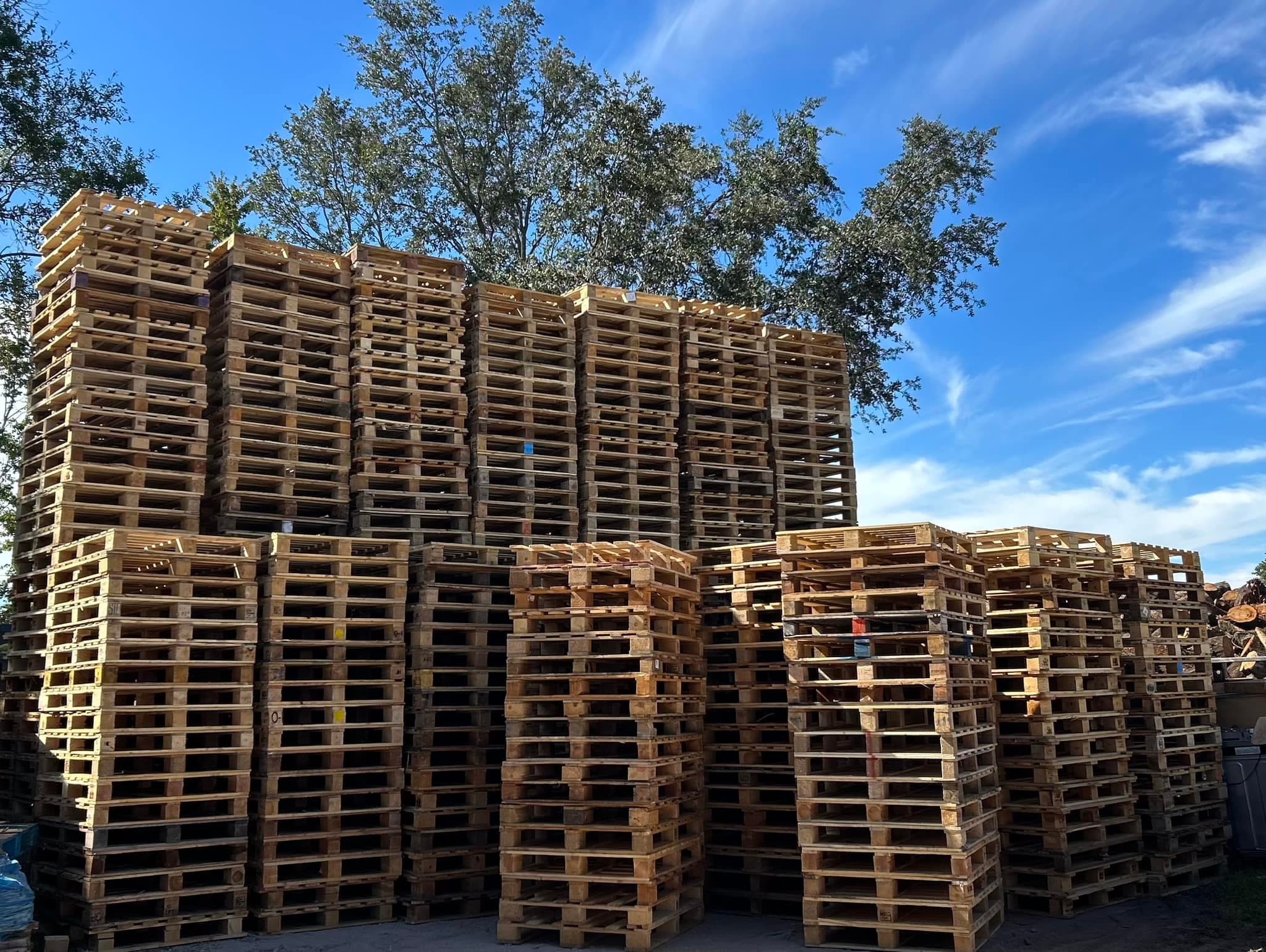48 x 40 Used Wooden Block Pallets - Bowling Green KY 42104