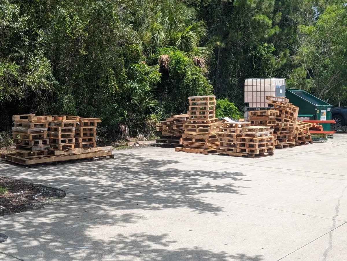 Cores 36x36x5 Mixed Softwood Pallets - Bonita Springs, FL 34135