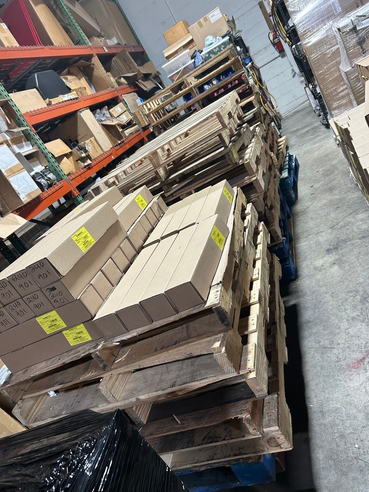 Grade C 48x40x6 2 Way Stringer Southern Yellow Pine Pallets - Salem, NH 03079