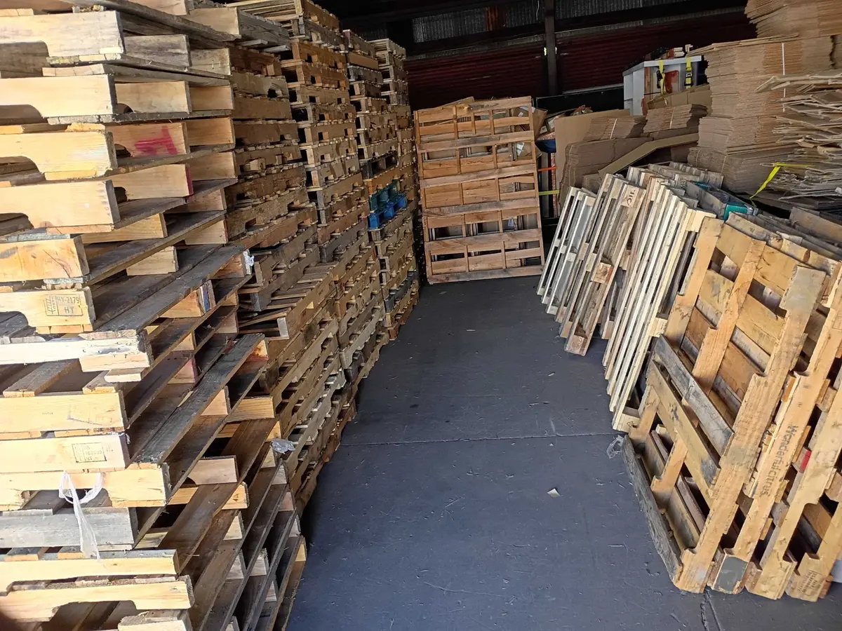 Grade C 48x40x6 Pallets - Sacramento, CA 95814