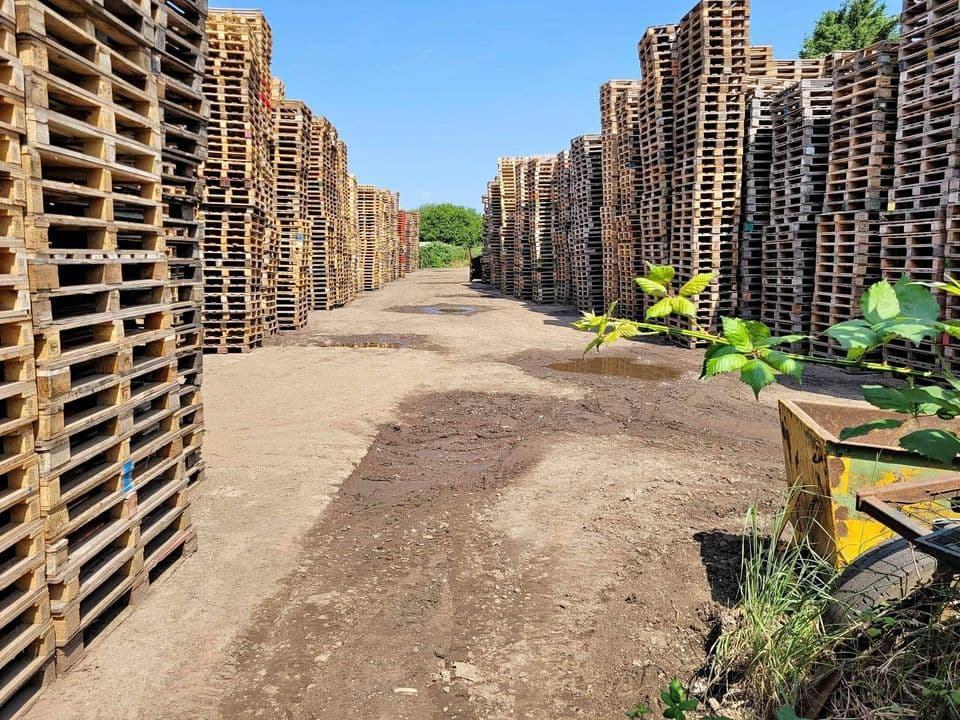 1000 x 1200 Used 4-Way Block Euro Pallets - New Orleans LA 70114