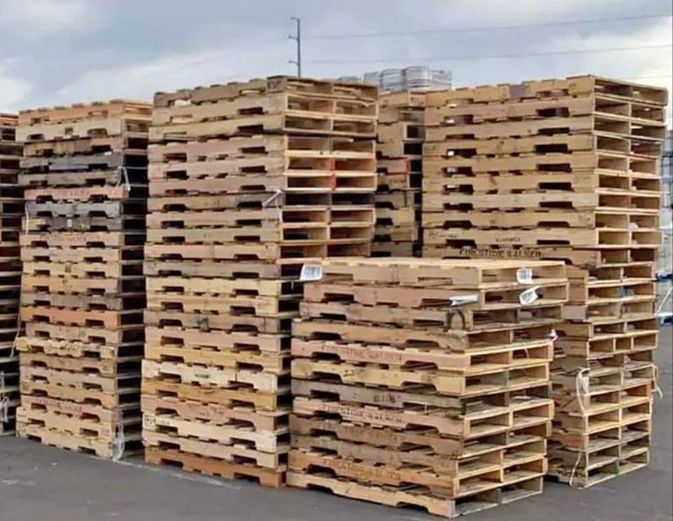 48 X 40 #1 4-way Stringer Skid - Waukegan, IL 60085