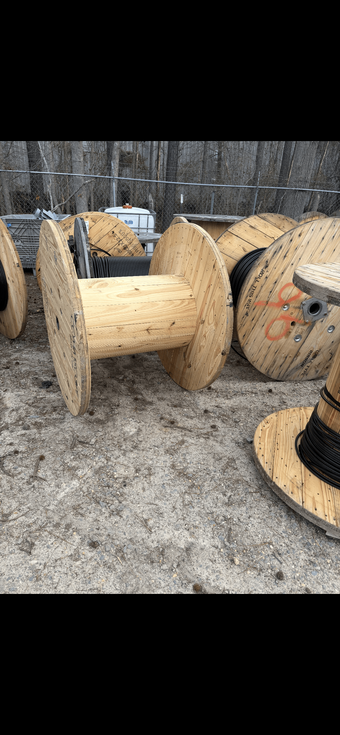 Used 48x42x42 Wooden Spools - Smithfield, NC 27527