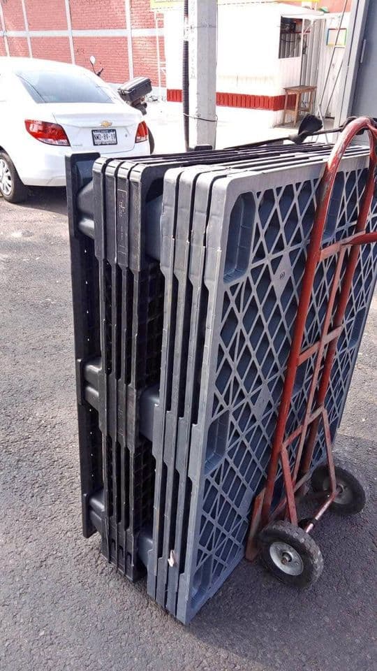 Nestable 48 x 40 Used Plastic Pallets - Old Bridge NJ 08857