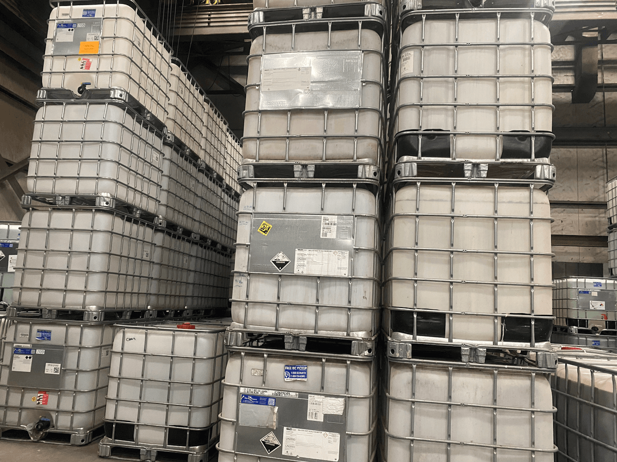 Triple Rinsed 275-Gallon IBC Totes - Wahpeton, ND 58075