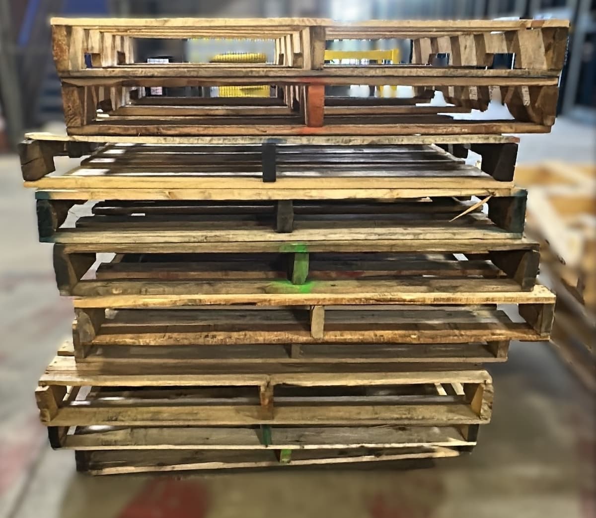 Grade B 48x40x6 Pallets - Auburn Hills, MI 48326