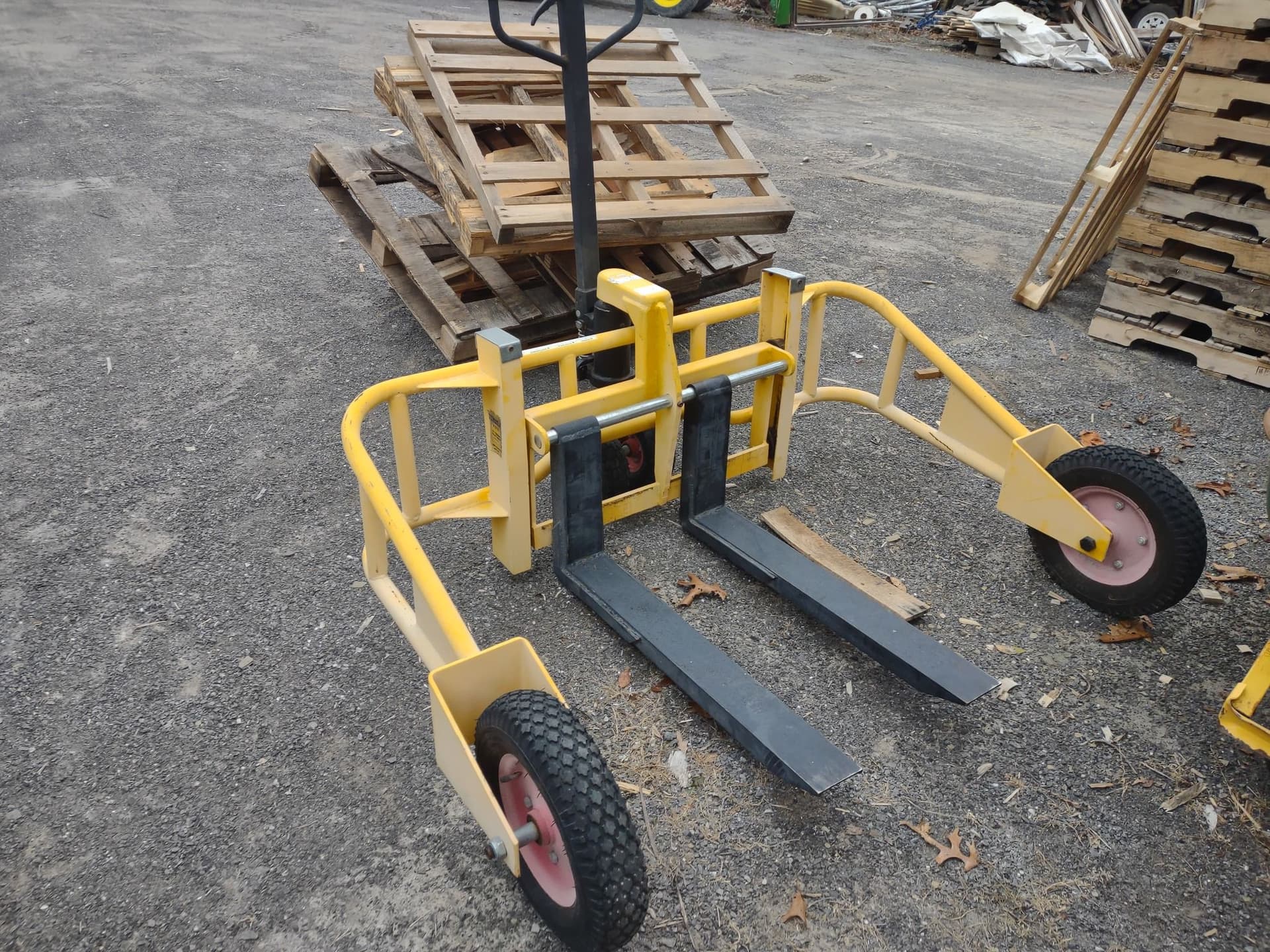 Used All terrain pallet jack Load Capacity 2,000 lbs - State College PA 16803