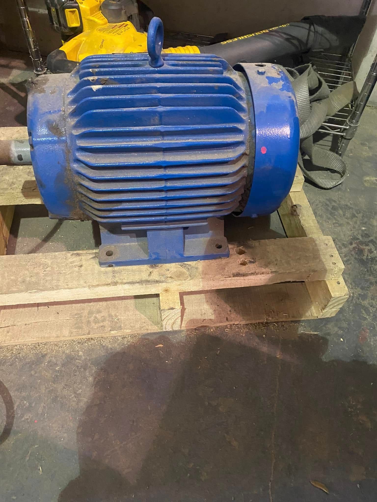 Pallet Dismantler 23’ blade 15hp single or 3 phase - Charlotte NC 28269