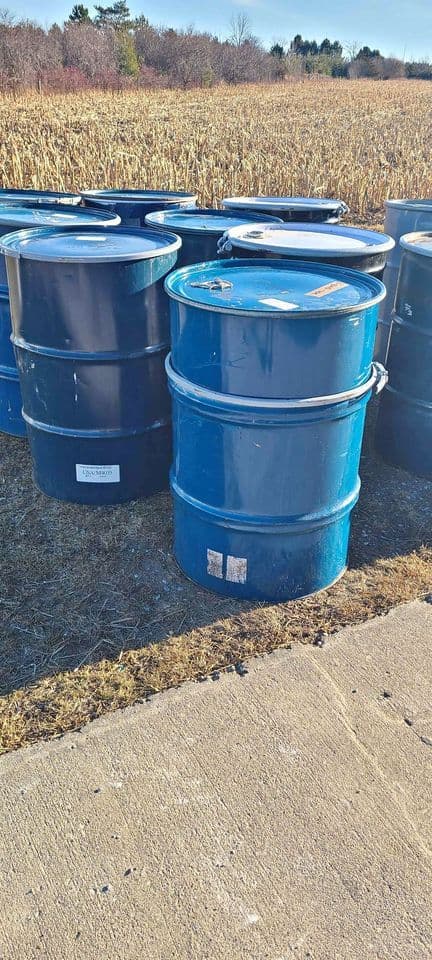 Used 55 Gallon Metal Drums - Blackfoot ID 83221